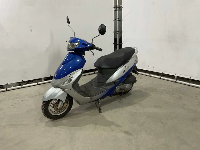 Peugeot snorscooter scooter - afbeelding 1 van  11