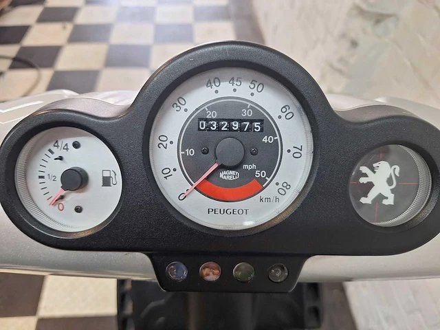 Peugeot speedfight 2 45 km bromscooter 2takt - afbeelding 4 van  7
