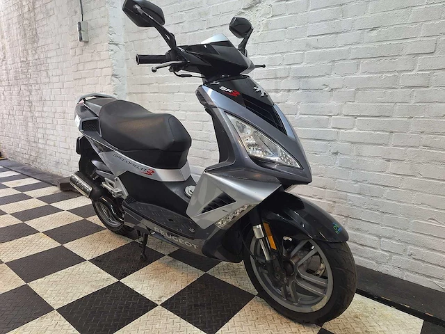 Peugeot speedfight 3 25 km snorscooter 2takt - afbeelding 7 van  7