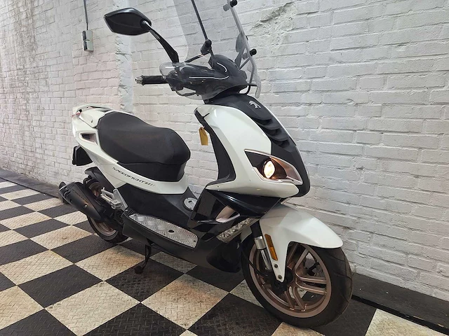 Peugeot speedfight 4 25 km snorscooter 4takt - afbeelding 7 van  8