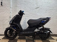 Peugeot speedfight 4 45 km bromscooter 4takt - afbeelding 1 van  7