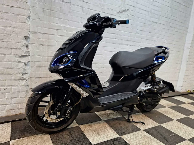 Peugeot speedfight 4 45 km bromscooter 4takt - afbeelding 2 van  7