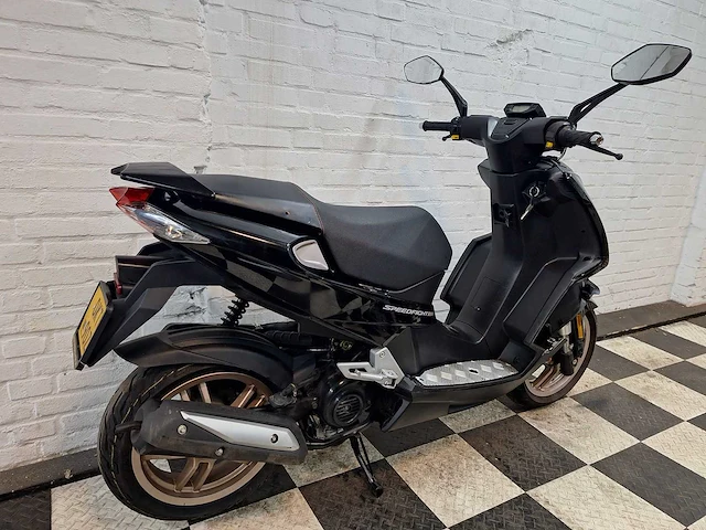 Peugeot speedfight 4 45 km bromscooter 4takt - afbeelding 5 van  7