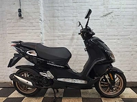 Peugeot speedfight 4 45 km bromscooter 4takt - afbeelding 6 van  7