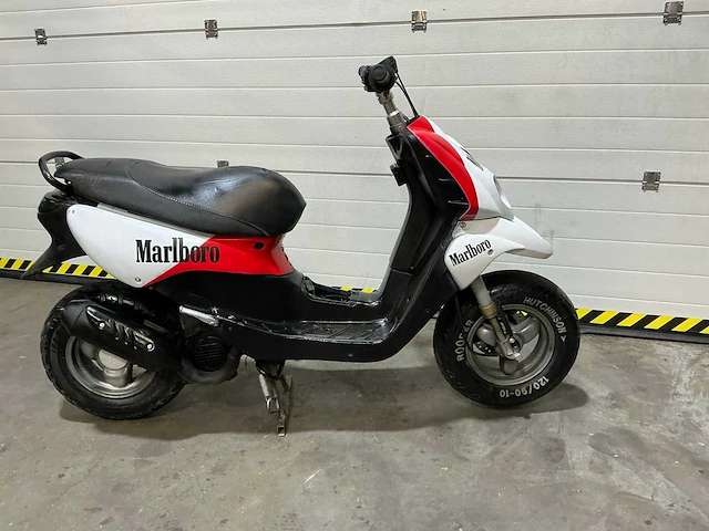 Peugeot trekker scooter - afbeelding 9 van  11