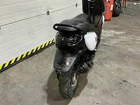 Peugeot trekker scooter - afbeelding 10 van  11