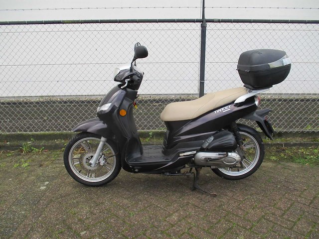 Peugeot tweet - bromscooter - scooter - afbeelding 1 van  11