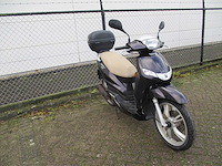 Peugeot tweet - bromscooter - scooter - afbeelding 7 van  11