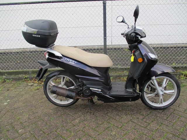 Peugeot tweet - bromscooter - scooter - afbeelding 8 van  11