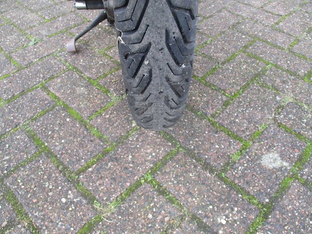 Peugeot tweet - bromscooter - scooter - afbeelding 11 van  11