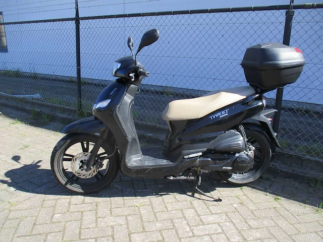 Peugeot tweet - motorscooter - 125i - motorfiets - afbeelding 1 van  11