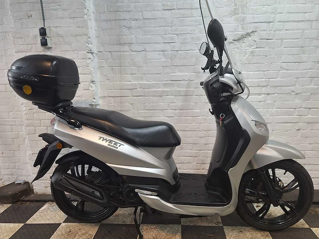 Peugeot tweet 45 km bromscooter 4takt - afbeelding 5 van  7