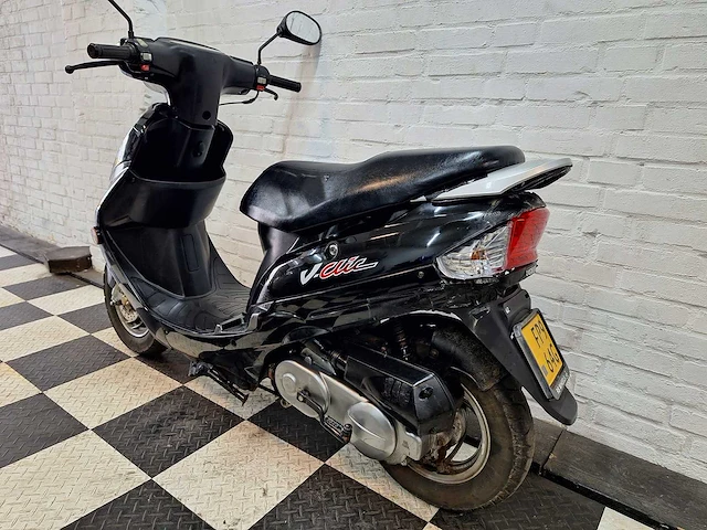 Peugeot v-clic 45 km bromscooter 4takt - afbeelding 3 van  7