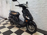 Peugeot v-clic 45 km bromscooter 4takt - afbeelding 7 van  7