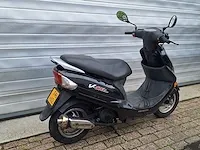 Peugeot v-clic 45km bromscooter 4-takt - afbeelding 7 van  7