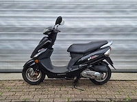 Peugeot v-clic 45km bromscooter 4-takt
