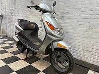 Peugeot vivacity 25 km snorscooter 2takt - afbeelding 7 van  7