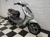 Peugeot vivacity 25 km snorscooter - afbeelding 7 van  7