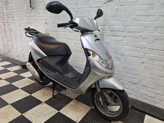 Peugeot vivacity 45 km bromscooter 2takt - afbeelding 7 van  7