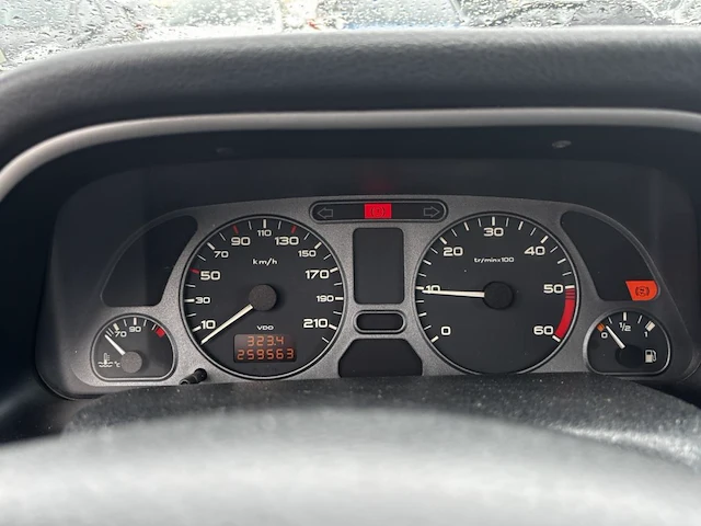 Peugeot,2000 - afbeelding 30 van  30