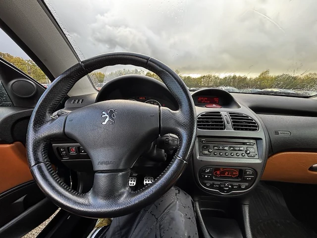Peugeot,2004 - afbeelding 2 van  23