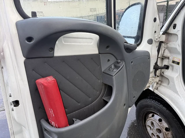 Peugeot,2005 - afbeelding 28 van  31