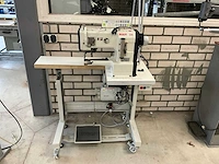 Pfaff 335 vrije-arm naaimachine v.v. ho hsing i90m servomotor, typical naaitafel - voetpedaal - afbeelding 1 van  9