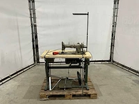 Pfaff professionele naaimachine - afbeelding 4 van  10