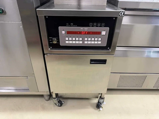 Pfe-800 - elektrische hoge druk friteuse - afbeelding 5 van  13