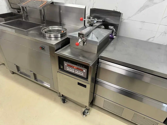 Pfe-800 - elektrische hoge druk friteuse - afbeelding 1 van  13