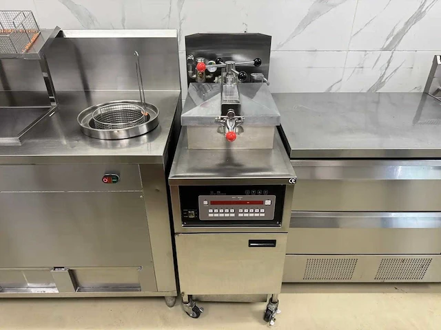 Pfe-800 - elektrische hoge druk friteuse - afbeelding 6 van  13