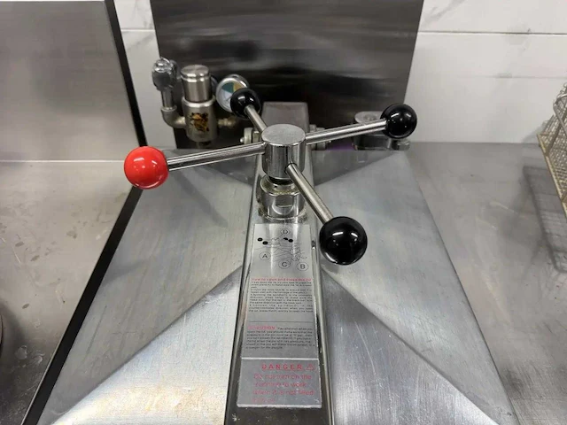 Pfe-800 - elektrische hoge druk friteuse - afbeelding 9 van  13