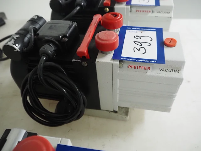 Pfeiffer vacuum - afbeelding 5 van  8
