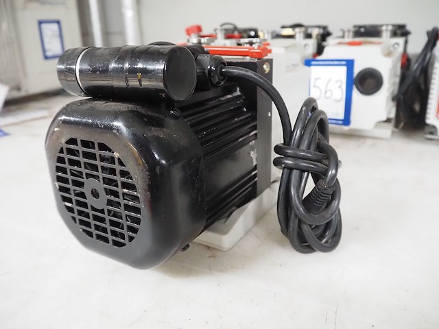 Pfeiffer vacuum - afbeelding 9 van  12