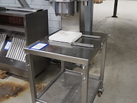 Pfluka - afbeelding 1 van  17