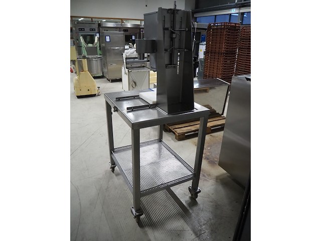 Pfluka - afbeelding 11 van  17