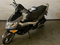 Pgo g-max 125 motorfiets - afbeelding 6 van  13