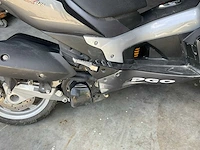 Pgo g-max 125 motorfiets - afbeelding 9 van  13
