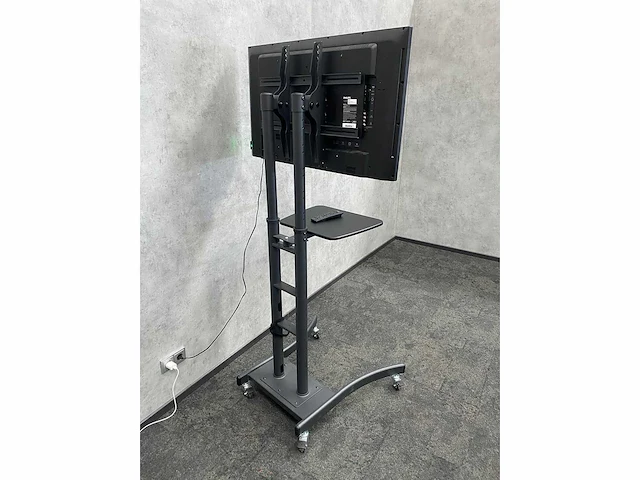 Philips - 43" monitor op verrijdbaar statief - afbeelding 2 van  15