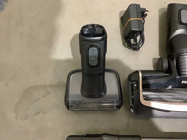 Philips - 9000-serie aquatrio - snoerloos - stofzuiger en dweil - afbeelding 7 van  15