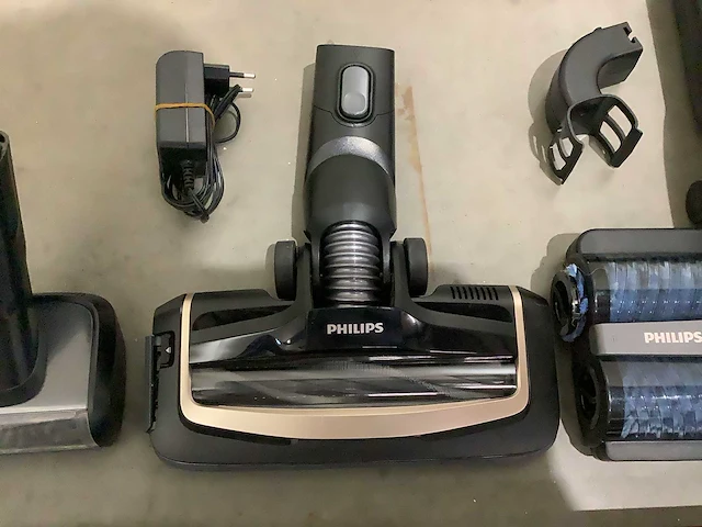 Philips - 9000-serie aquatrio - snoerloos - stofzuiger en dweil - afbeelding 8 van  15