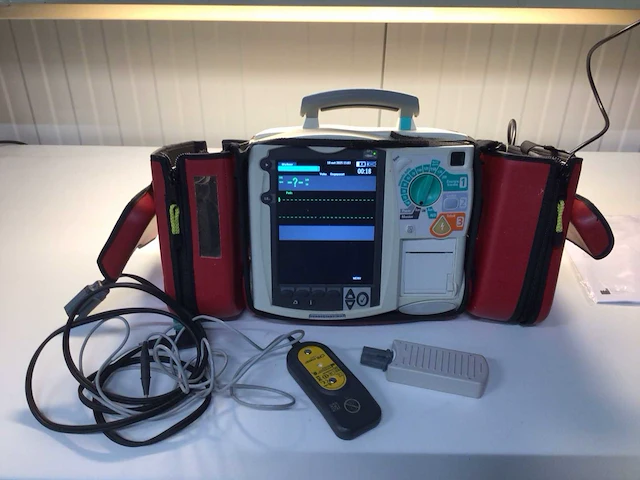 Philips - heartstart mrx - defibrillator - afbeelding 1 van  4