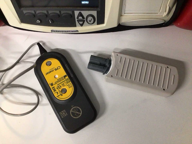 Philips - heartstart mrx - defibrillator - afbeelding 2 van  4