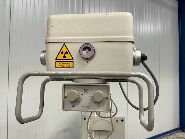 Philips - practix 33 plus - röntgenapparaat - afbeelding 2 van  4