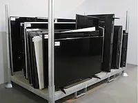 Philips - televisies - werkend met schade (26x) - afbeelding 1 van  57