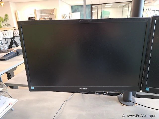 Philips 22" monitor - 2 stuks - met uitschuifbare bureau standaard - afbeelding 2 van  7