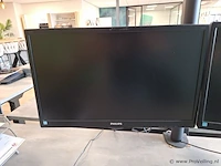 Philips 22" monitor - 2 stuks - met uitschuifbare bureau standaard - afbeelding 2 van  7