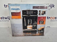 Philips 2200 series ep2220/10 - espressomachine - 2 soorten koffie + heet water - zwart / matzwart - + aquaclean filter - afbeelding 2 van  2