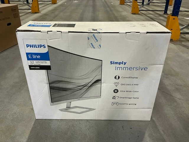 Philips 325e1c/00 curved lcd monitor 31,5’’ - afbeelding 1 van  3