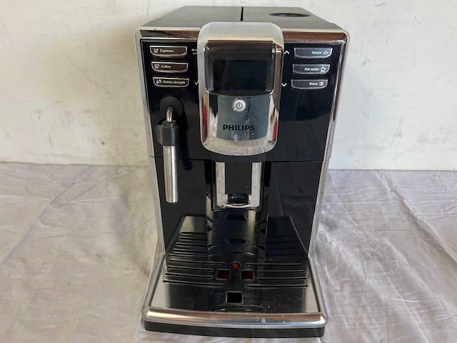 Philips 5000 serie ep5310/10 - espressomachine - zwart - afbeelding 2 van  4